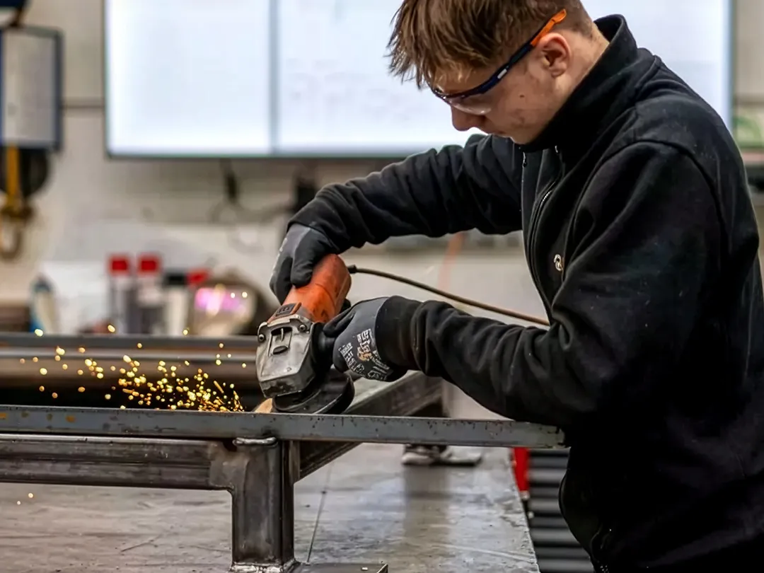 Apprenticeship as Industrial mechanic