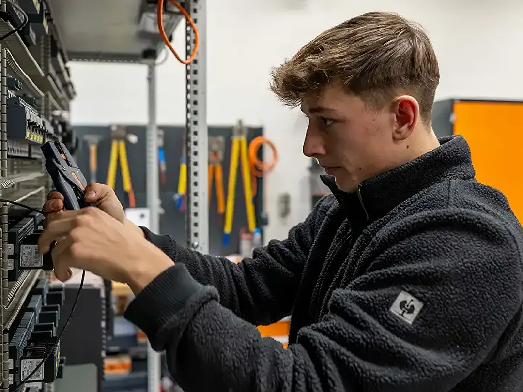 Elektroniker<br />
für Betriebstechnik